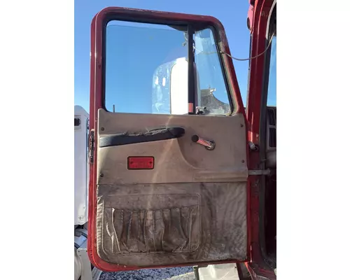 MACK CX613 VISION Door Assembly, Front