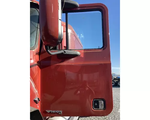 MACK CX613 VISION Door Assembly, Front