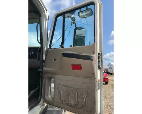 MACK CX613 VISION Door Assembly, Front