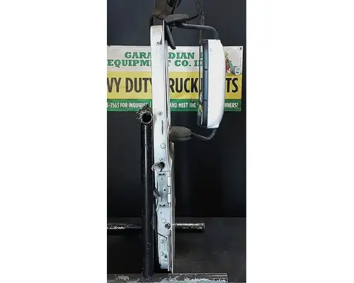 MACK CX613 VISION Door Assembly, Front