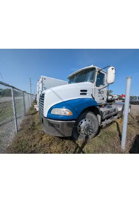 MACK CX613 VISION Export Vehicle