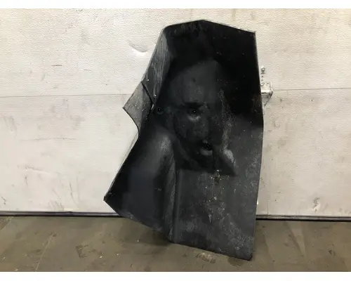 MACK CX613 VISION Fender