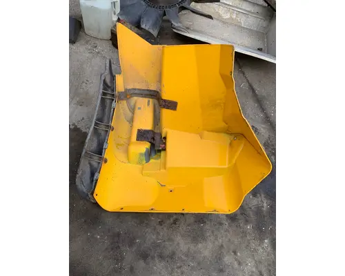 MACK CX613 VISION Fender