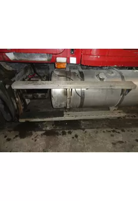 MACK CX613 VISION Fuel Tank Steps