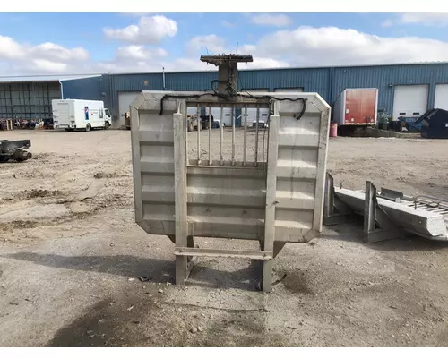 MACK CX613 VISION Headache Rack