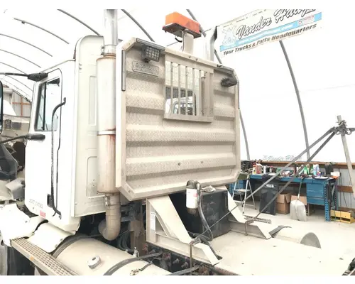 MACK CX613 VISION Headache Rack