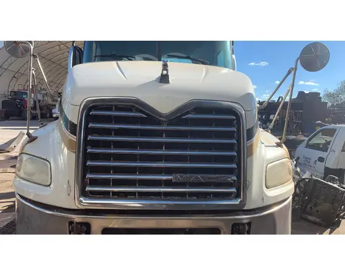 MACK CX613 VISION Hood
