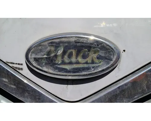 MACK CX613 VISION Hood