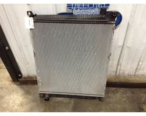 MACK CX613 VISION Radiator