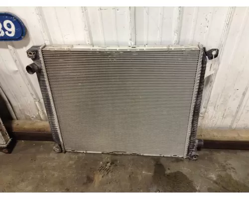 MACK CX613 VISION Radiator