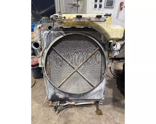 MACK CX613 VISION Radiator