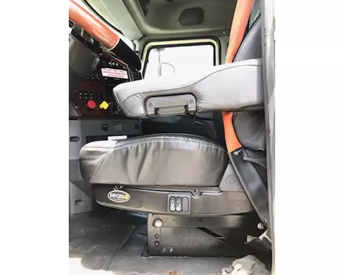 MACK CX613 VISION Seat, Front