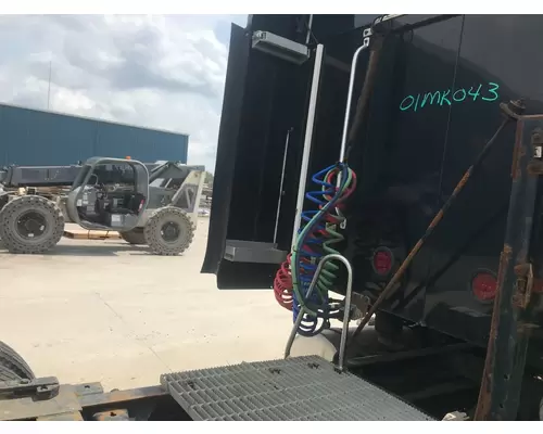MACK CX613 VISION Sleeper Fairing