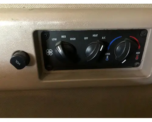 MACK CX613 VISION Sleeper