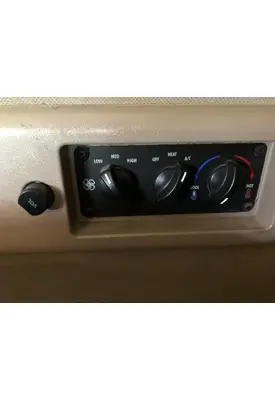 MACK CX613 VISION Sleeper