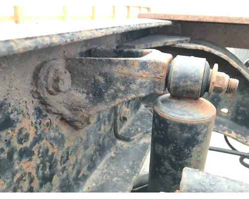 MACK CX613 VISION Suspension