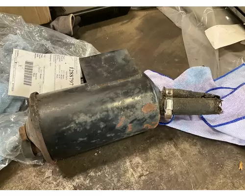 MACK CX613 VISION Used Parts
