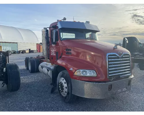 MACK CX613 VISION Vehicle For Sale
