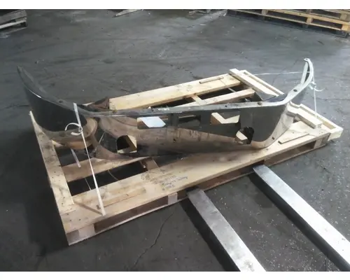 MACK CX613 BUMPER ASSEMBLY, FRONT