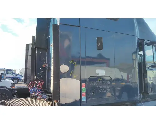 MACK CX613 CAB EXTENSION