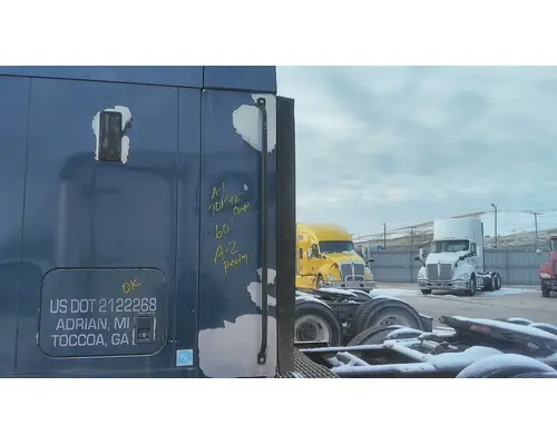 MACK CX613 CAB EXTENSION