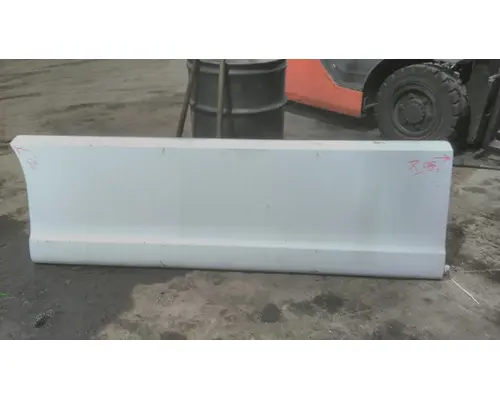MACK CX613 CAB SKIRTSIDE FAIRING