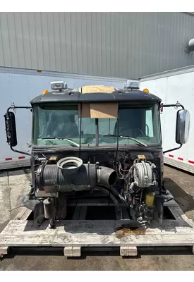 MACK CX613 Cab Assembly