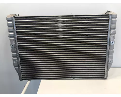 MACK CX613 Charge Air Cooler
