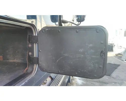 MACK CX613 DOOR, COMPARTMENT
