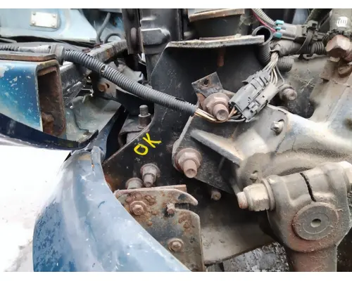 MACK CX613 FRAME HORN