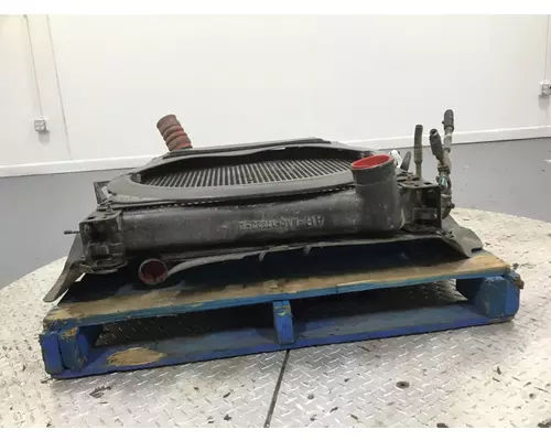MACK CX613 Radiator
