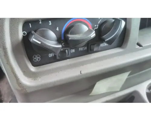 MACK CX613 TEMPERATURE CONTROL