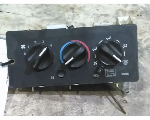 MACK CX613 TEMPERATURE CONTROL