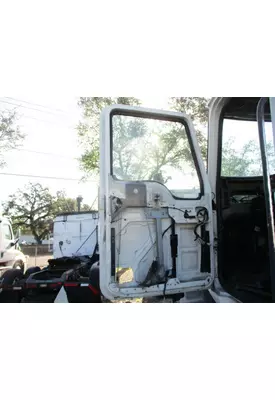 MACK CXN 2003-2007 DOOR ASSEMBLY, FRONT