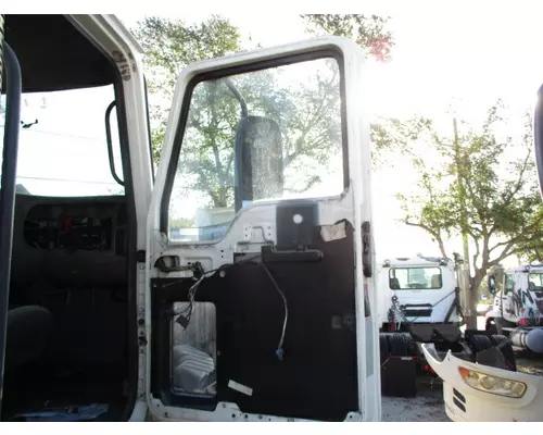 MACK CXN 2003-2007 DOOR ASSEMBLY, FRONT