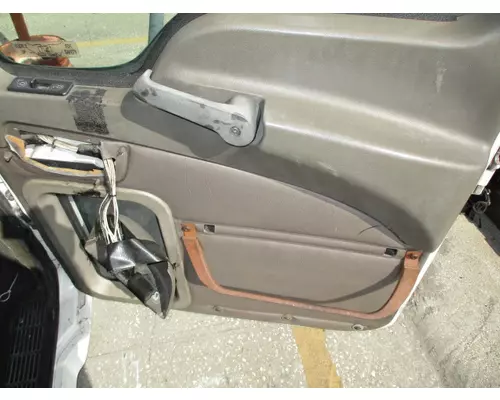 MACK CXN 2003-2007 DOOR ASSEMBLY, FRONT
