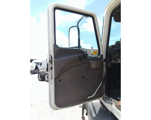 MACK CXN 2003-2007 DOOR ASSEMBLY, FRONT