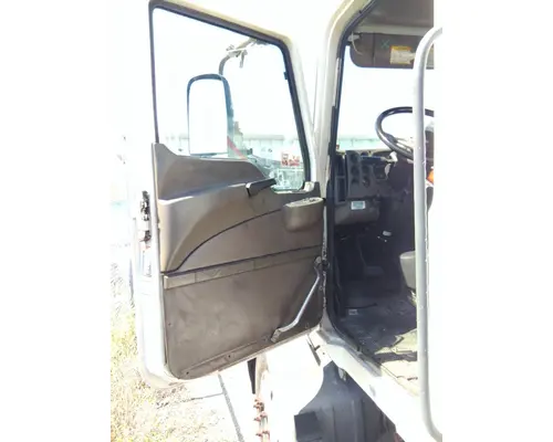 MACK CXN 2003-2007 DOOR ASSEMBLY, FRONT