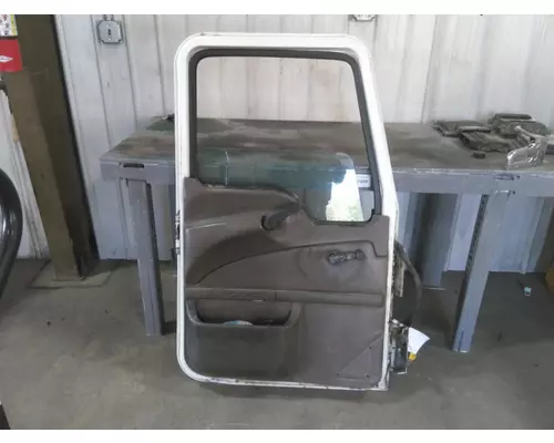MACK CXN 2003-2007 DOOR ASSEMBLY, FRONT