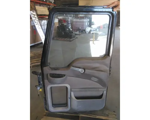MACK CXN 2003-2007 DOOR ASSEMBLY, FRONT