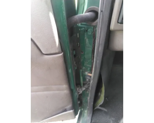 MACK CXN 2003-2007 DOOR ASSEMBLY, FRONT