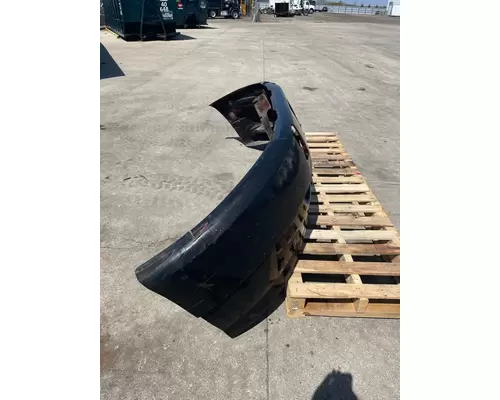 MACK CXN 613 Bumper Assembly, Front
