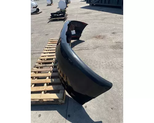 MACK CXN 613 Bumper Assembly, Front