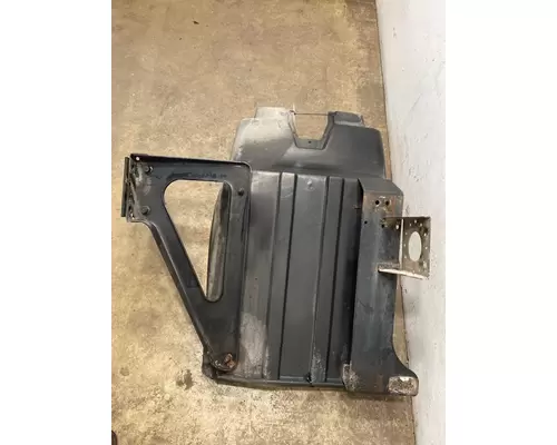 MACK CXN 613 Fender Extension