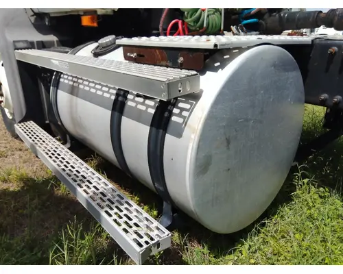 MACK CXN612 2005-2007 FUEL TANK