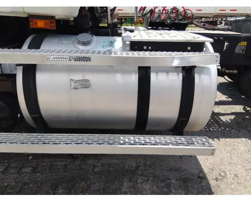 MACK CXN612 2005-2007 FUEL TANK