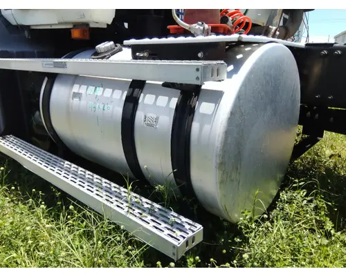 MACK CXN612 2005-2007 FUEL TANK