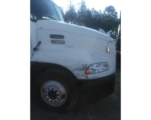 MACK CXN612 2005-2007 HOOD