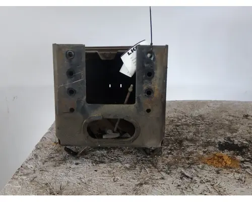 MACK CXN612 BATTERY BOX