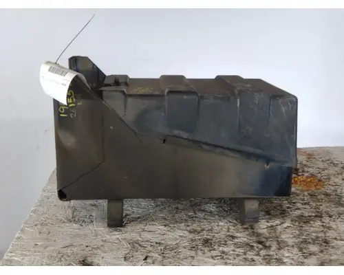 MACK CXN612 BATTERY BOX